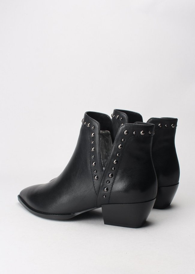 botin tachas napa negro