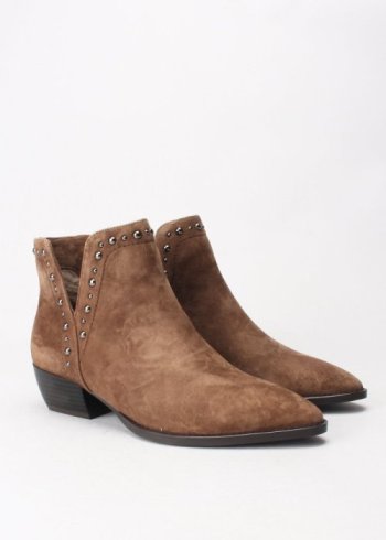 botin tachas serraje taupe 2