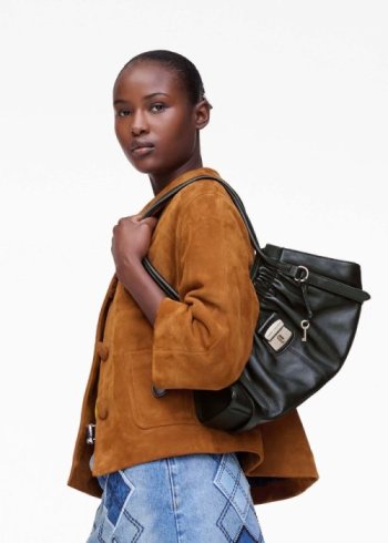 the satchel black 001 2