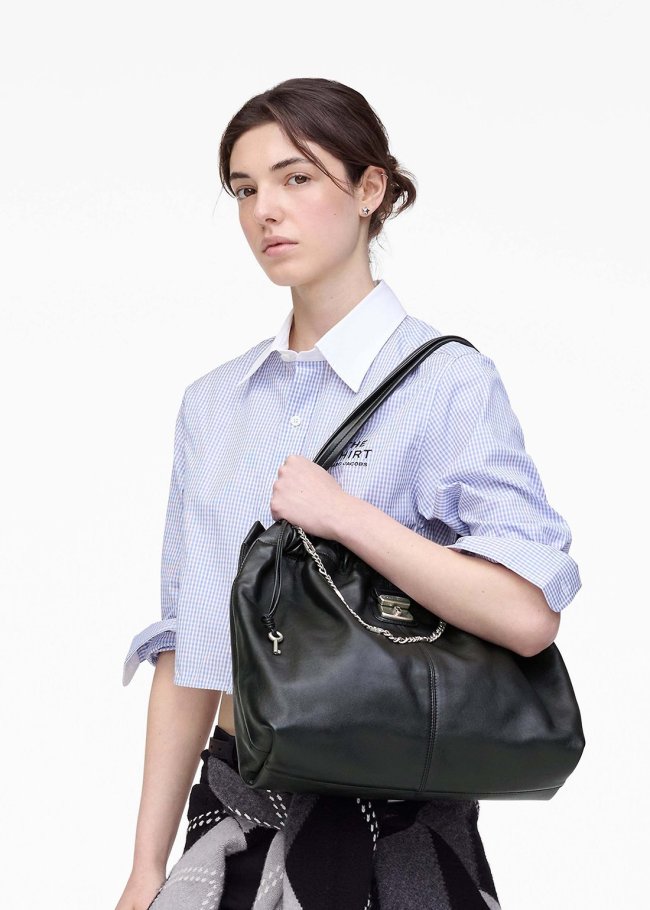 the tote dark black 001