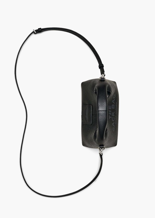 the micro crossbody sack black 001