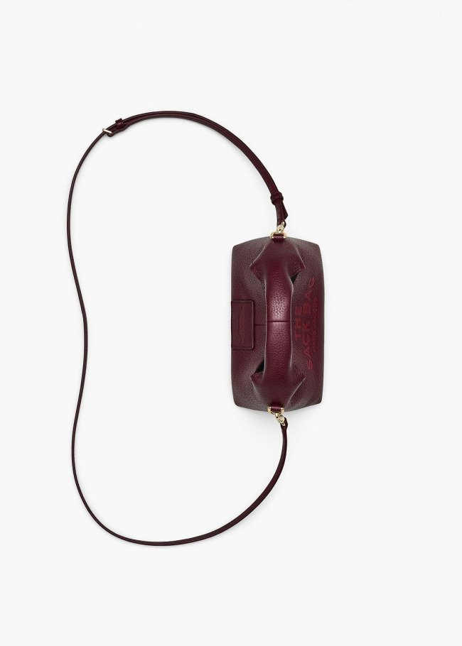 the micro crossbody sack cherry 602