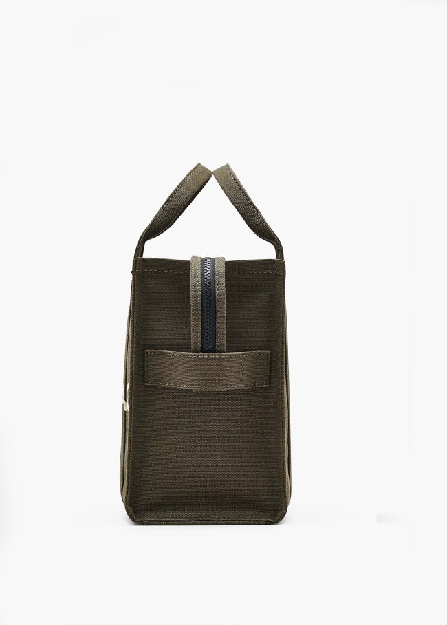 the medium tote forest 305