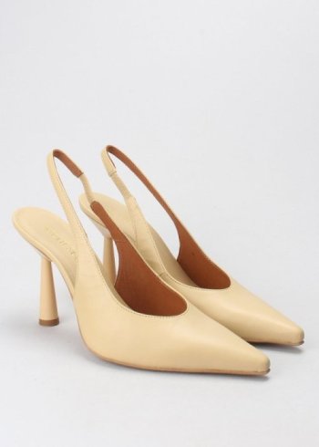 clara destalonado tibet... 2