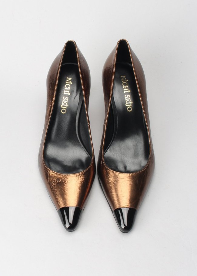 salon metal cobre puntera negra