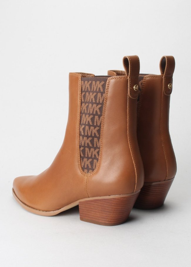 botin kinlee bootie luggage