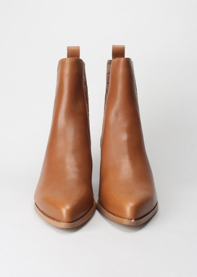 botin kinlee bootie luggage