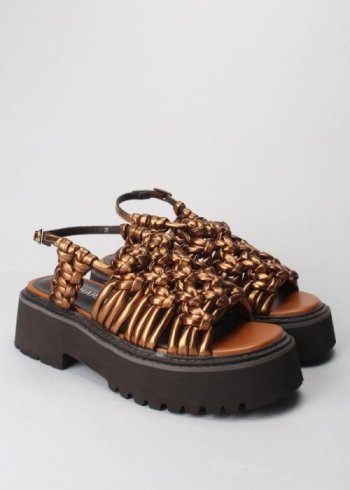 sandalia bronce trenzada 2