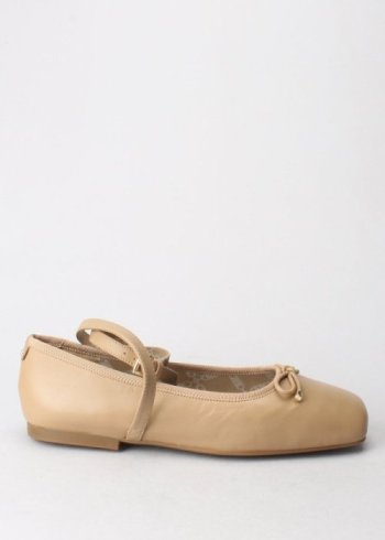 collette flex ballet camel