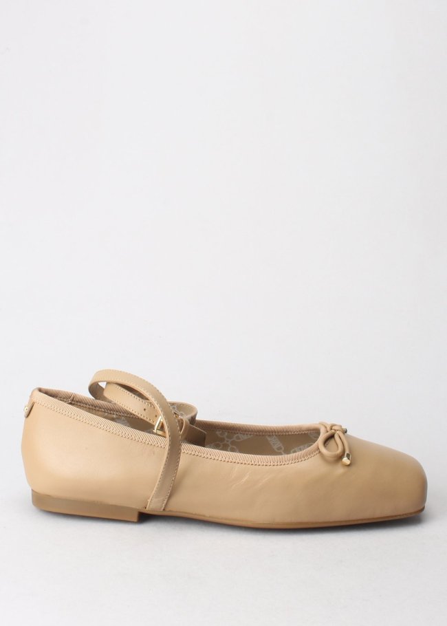 collette flex ballet camel