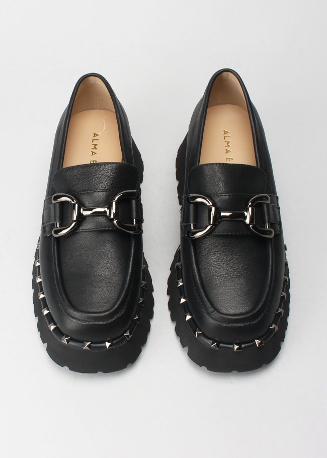 mocasin tachas napa black