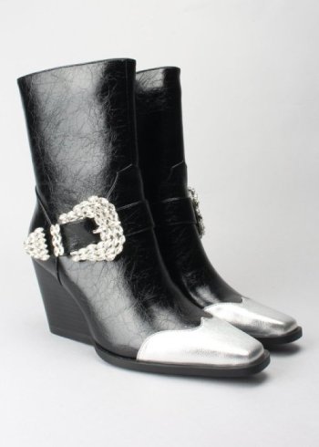 botin negro hebilla piedras 2