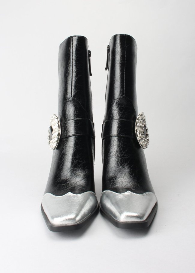 botin negro hebilla piedras