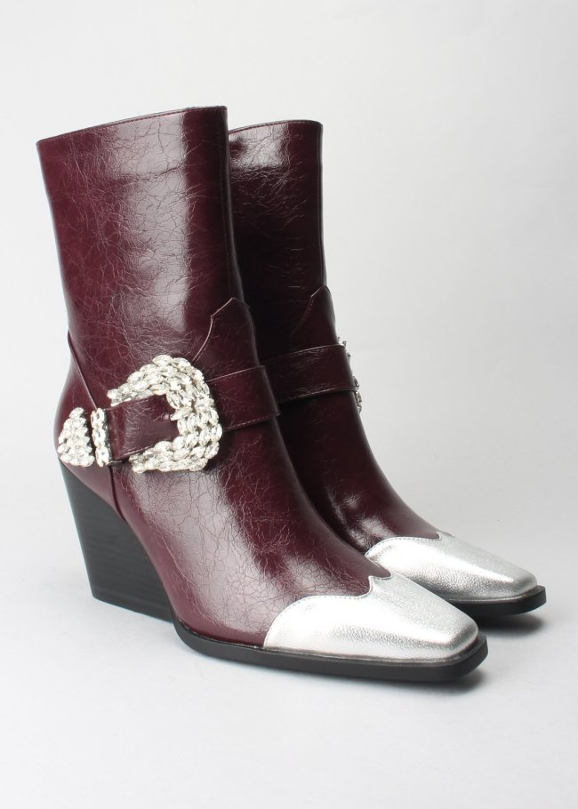 botin burdeos hebilla piedras