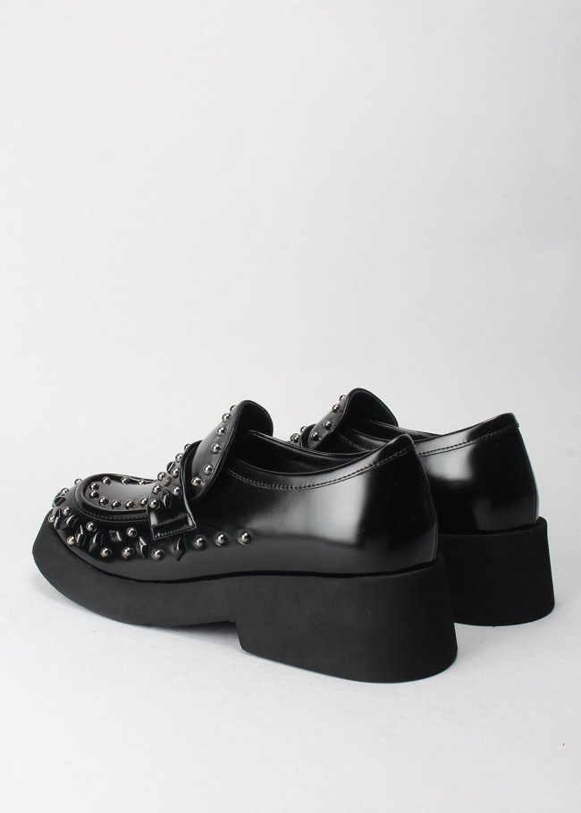 mocasin tachas negro