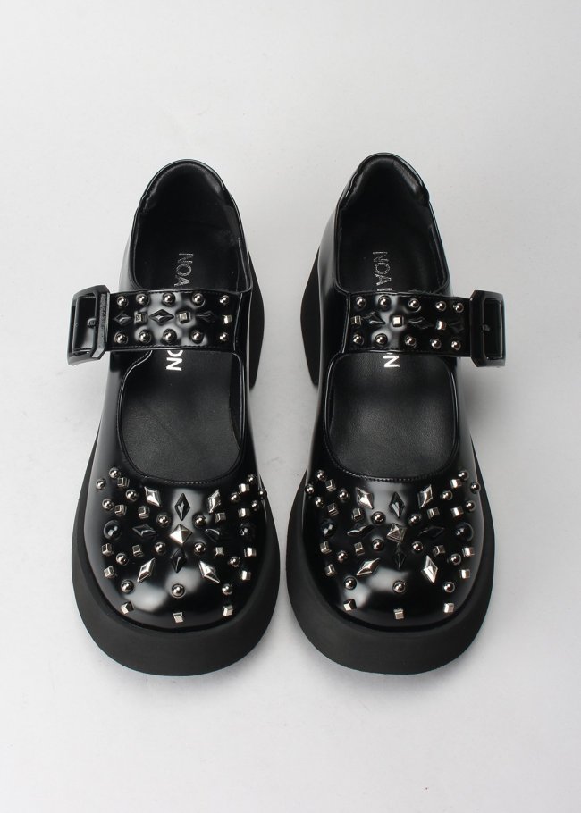 mercedes tachas negro