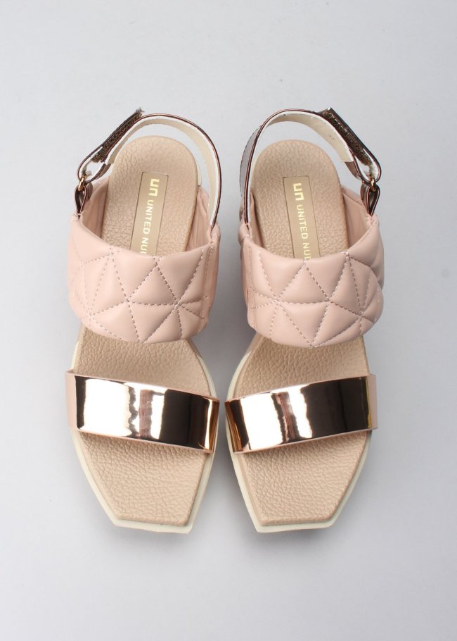 delta wedge puffy cameo mix nude