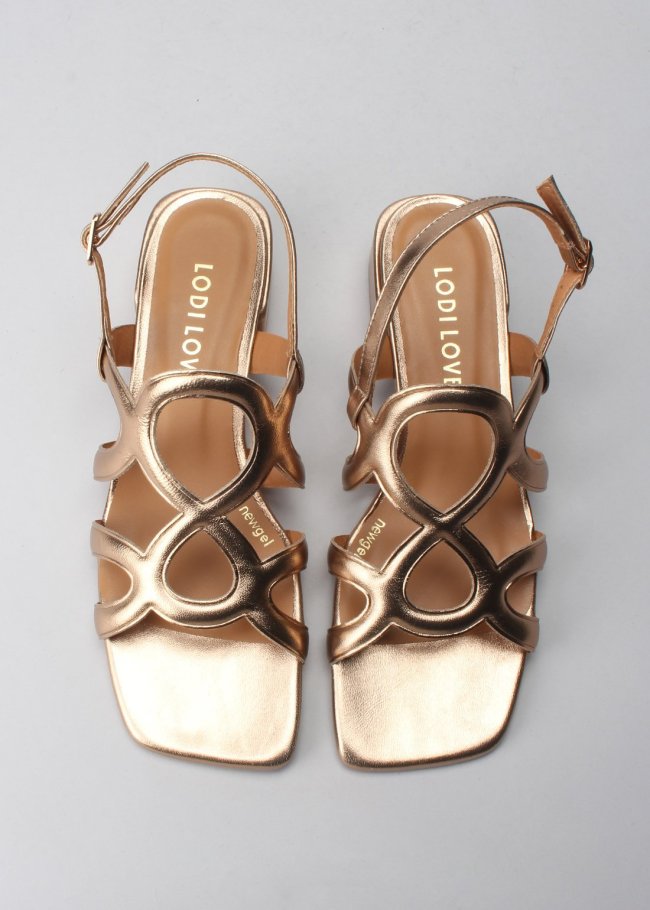 sandalia cosmos laton