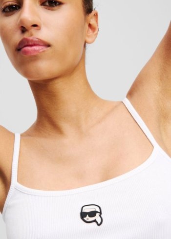 ikon patch tank top blanco 2